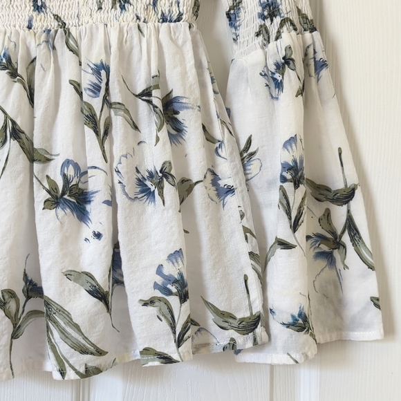 Lucca Boho Chic Floral Smocked Off Shoulder Long Bell Sleeve Flared Top White M - Picture 10 of 12